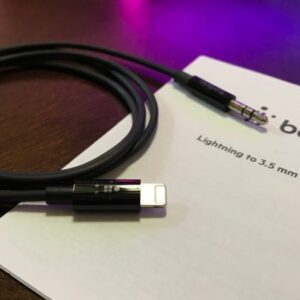 3.5MM AUDIO CABLE WITH LIGHTNING CONNECTOR 1.8M BLACK